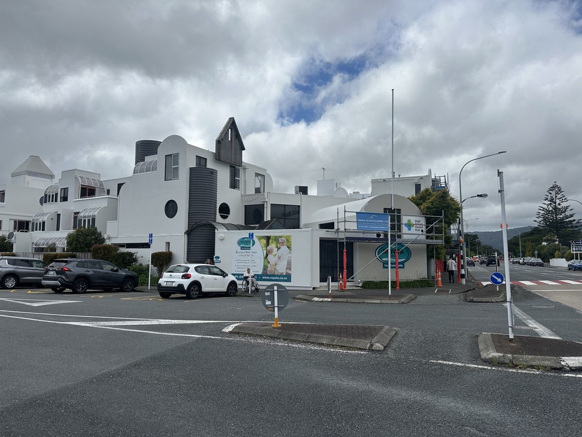 Perfect Workspace Available: 72sqm Office