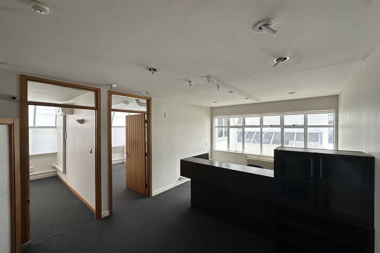 Perfect Workspace Available: 72sqm Office - Visning 2