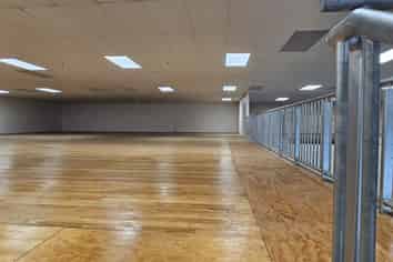 Bulk Retail/Exposure - South Mall