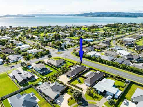 13 Sando Way, One Tree Point