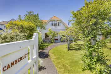51 Falkirk Avenue, Seatoun
