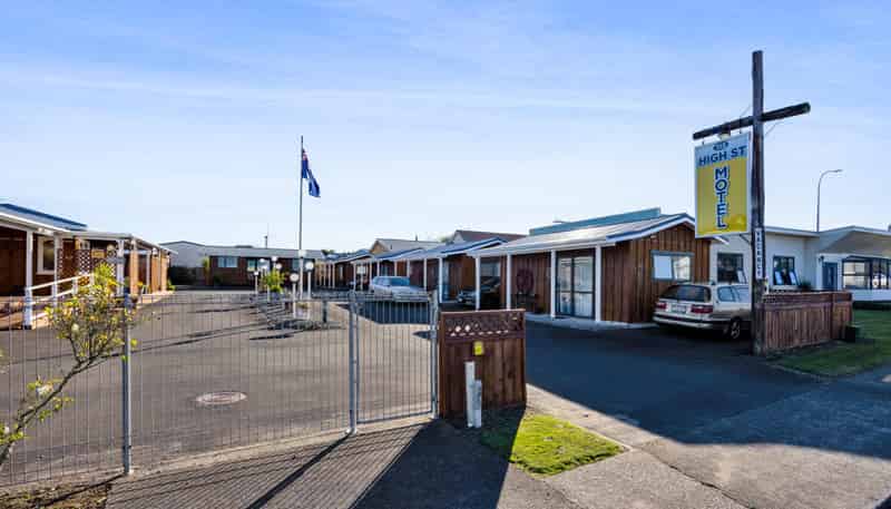 113 High Street, Eltham