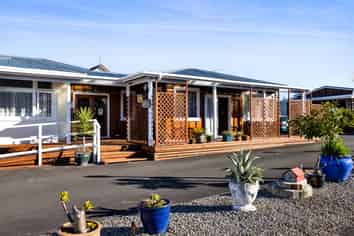 MOTEL WITH GREAT POTENTIAL