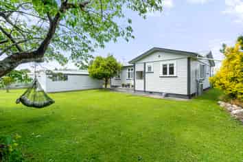 26 Reading Street, Greytown