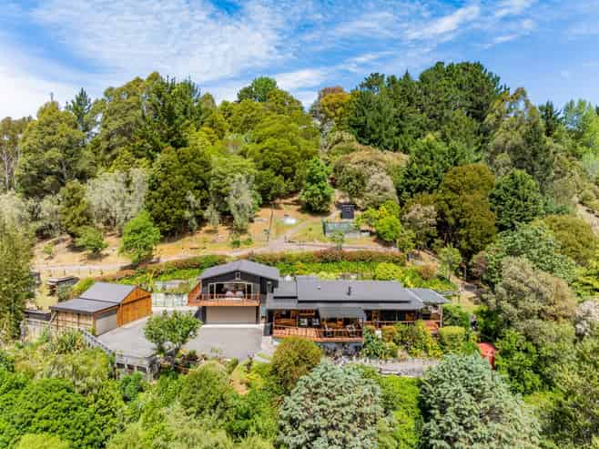 313 Hill Road, Bay View