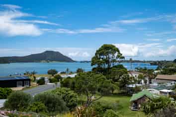 8 Harrys Lane, Pukenui