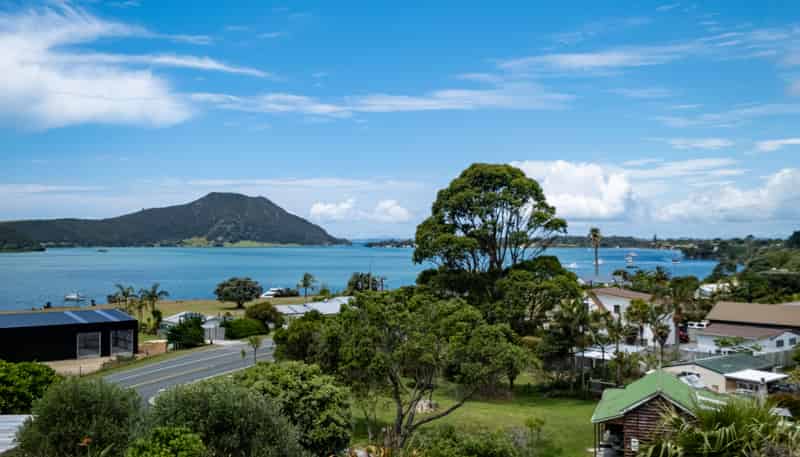 8 Harrys Lane, Pukenui