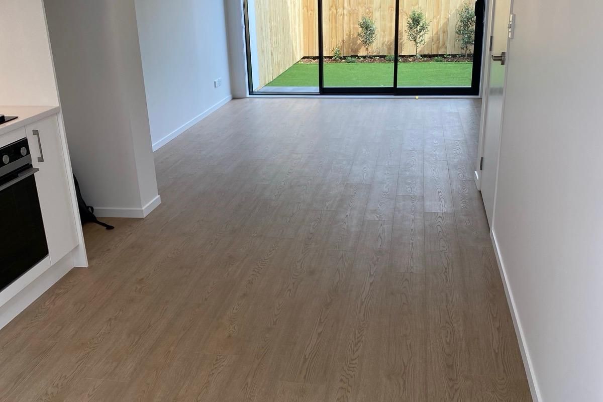 MOVE IN TODAY. 2 BEDS / 2 BATHS. - Widok 4