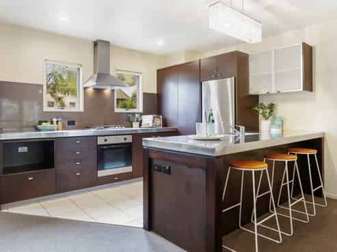 24/21 Hunters Park Drive, Three Kings