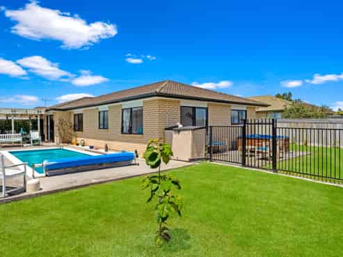 19 Raabia Close, Parakai