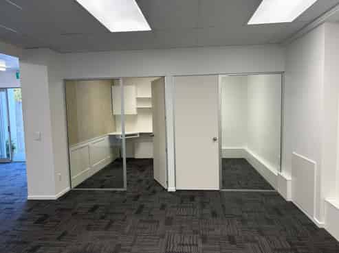 Quality But Affordable Office Space/Workroom
