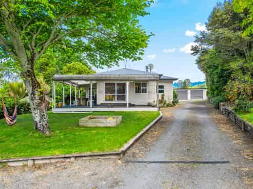 1014 Limeworks Loop Road, Te Pahu