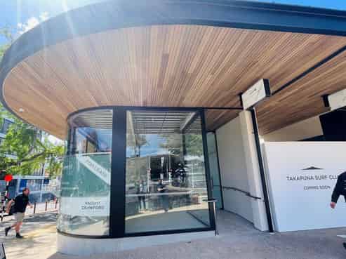 High-Profile Retail Corner Space for Lease