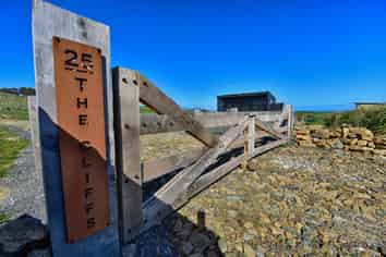25 The Cliffs, Tuatapere