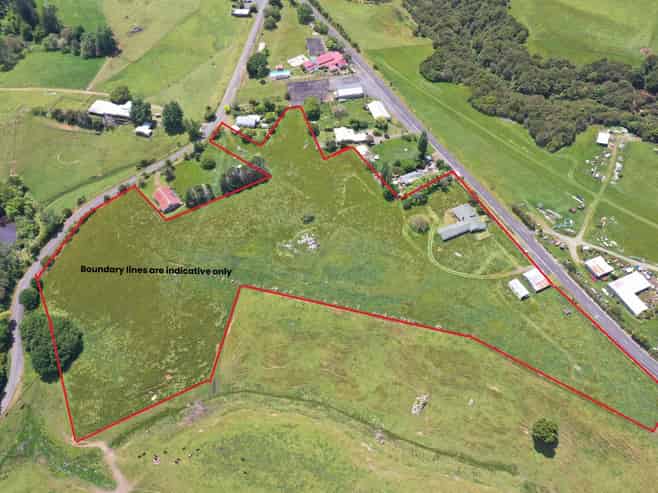 3660 Highway 22, Huntly