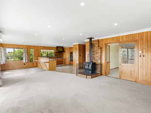 3660 Highway 22, Huntly