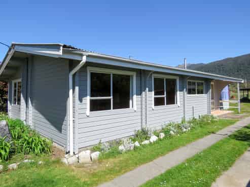 45 State Highway 65, Reefton