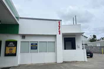 RETAIL SPACE ON MAIN HIGHWAY

