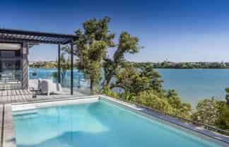 10a First Avenue. Stanley Point, Devonport