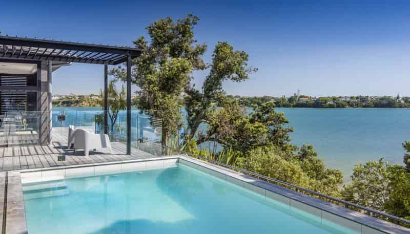 10a First Avenue. Stanley Point, Devonport