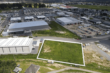 Flexible yard space available
