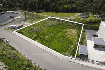 Flexible yard space available
