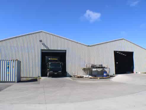 1660m2 Warehouse - Drive Through Ability