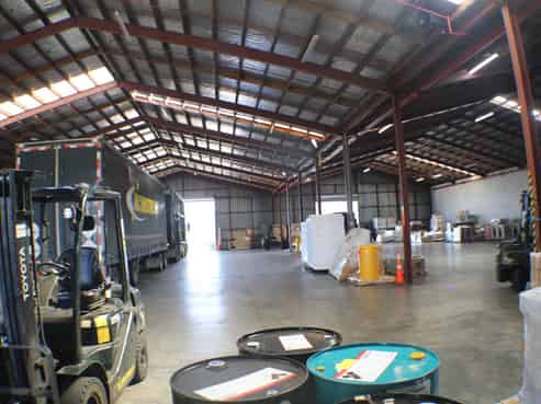 1660m2 Warehouse - Drive Through Ability