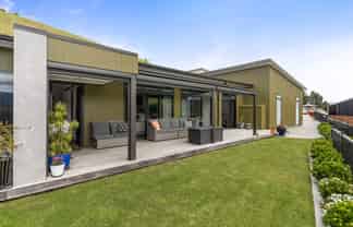 1 Rewarewa Rise, Whangamata