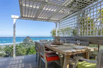 109 Seaview Road, Piha