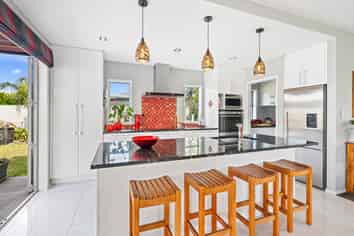 5 Waitemata Drive, One Tree Point