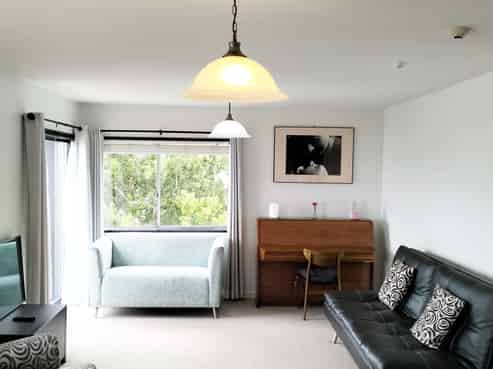 3A/1 Grant Road, Thorndon