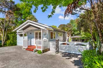 349 Wainui Road, Raglan