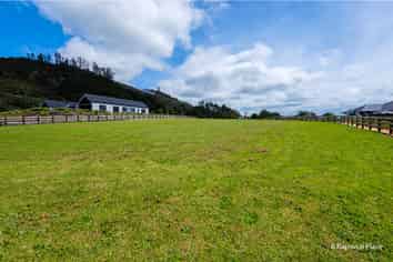 1,2,6 Kapowai Place, Kauri