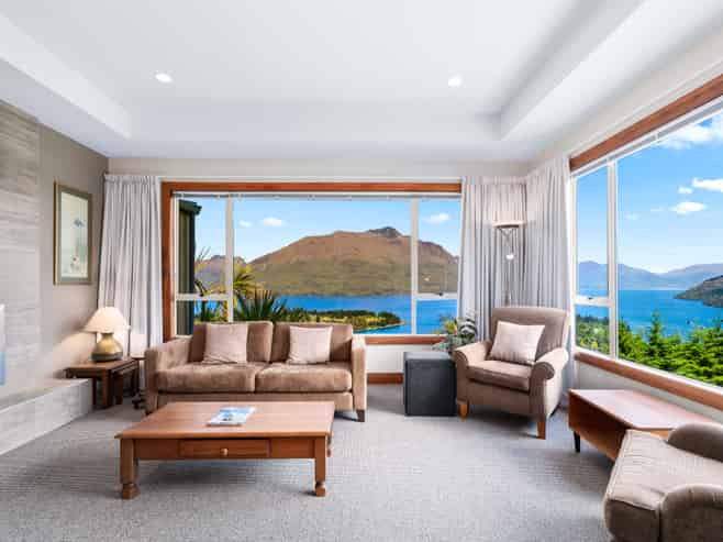 25B Vancouver Drive, Queenstown Hill