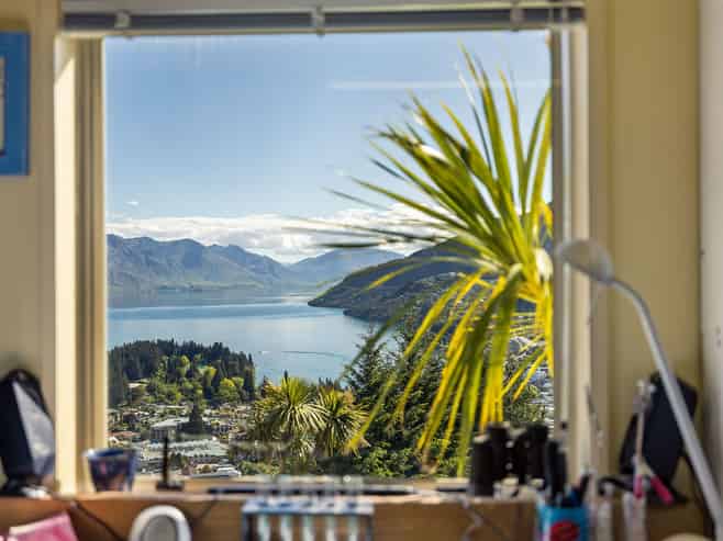 25B Vancouver Drive, Queenstown Hill