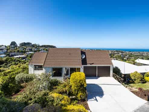 12 Moodie Street, Shiel Hill