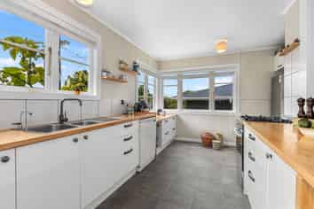 11 Wilson Avenue, Avenues