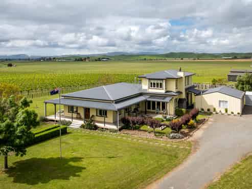 2831 State Highway 50  (Cottingham Estate), Roys Hill