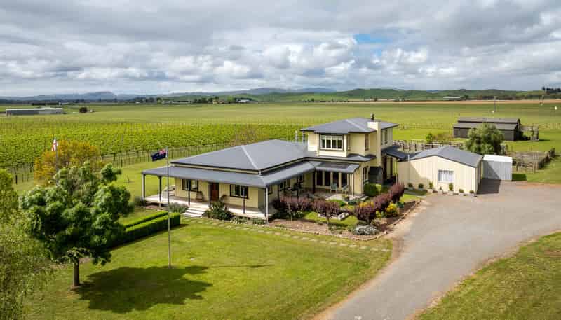 2831 State Highway 50  (Cottingham Estate), Roys Hill