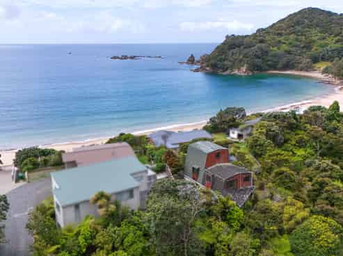 47 Little Bay Drive, Waikawau