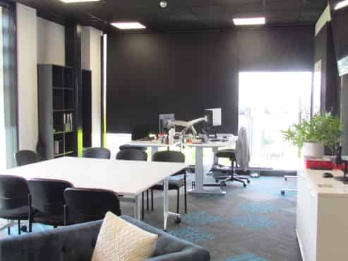 Prime location on Victoria Avenue