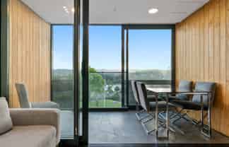 301/1 Buscomb Avenue, Henderson