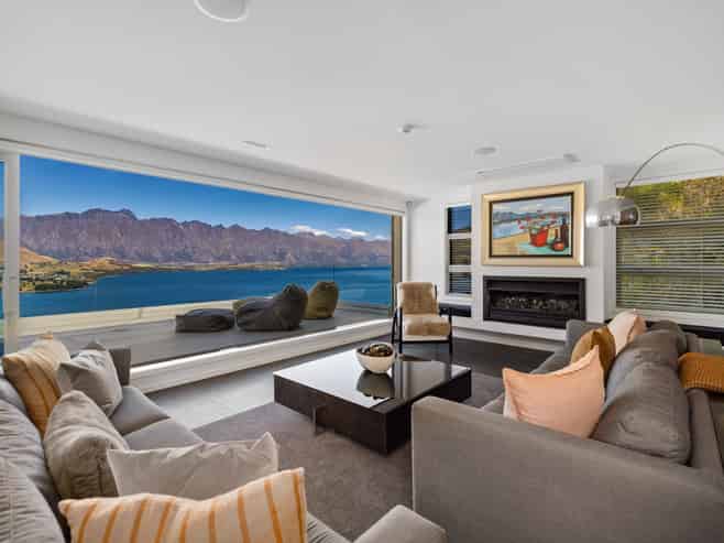 6C Lordens Place, Fernhill