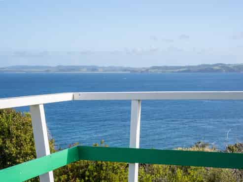 28 Barrier View Road, Leigh