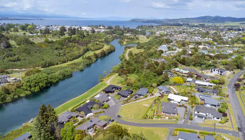 12 Stevenson Way, Rangatira Park