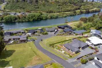 12 Stevenson Way, Rangatira Park