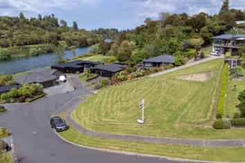 12 Stevenson Way, Rangatira Park