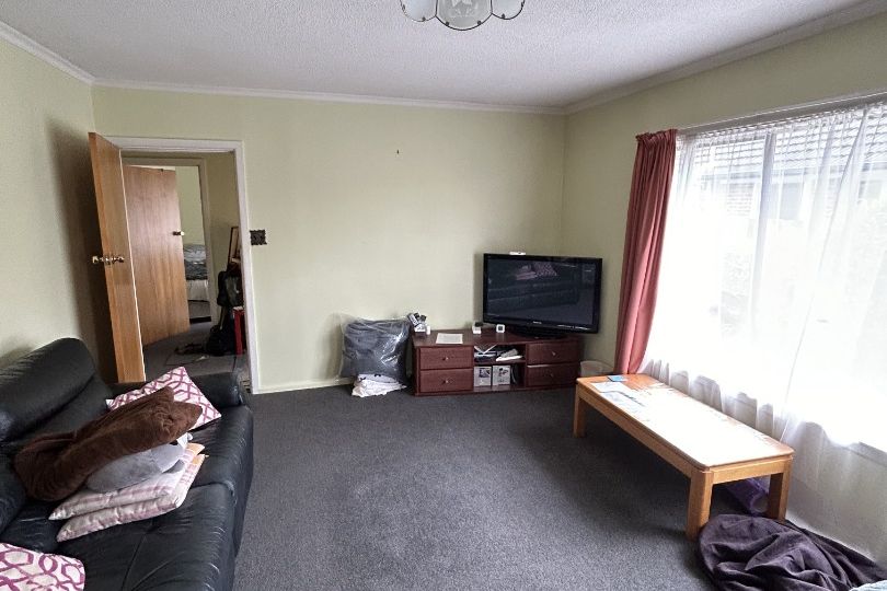 Three bedroom home in Bryndwr - Widok 4