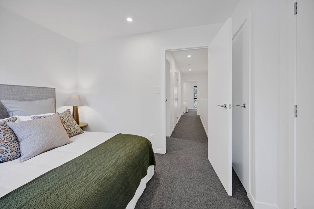 Showhome now open! Call to book your slot 5